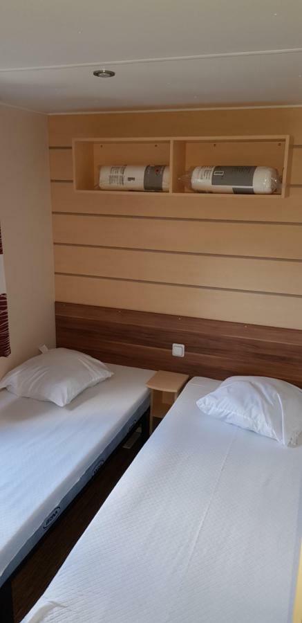 Mobil-Home Felix Ducournau Gastes Екстер'єр фото